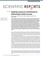 Epibiotic pressure contributes to biofouling invader success